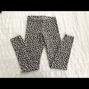 Old navy girls leggings (2 pair) ❤️